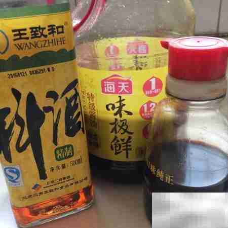 旺顺阁鱼头泡饼做法