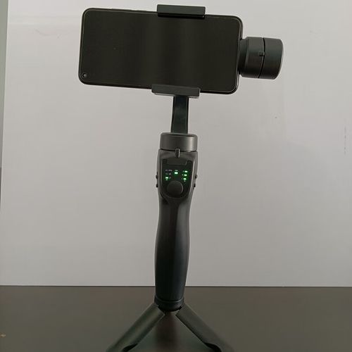 智云Smooth4和Q3哪个好_智云Smooth4与Q3手持云轴云台功能对比评测