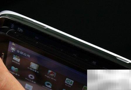 摩托罗拉ME860与ME865对比分析