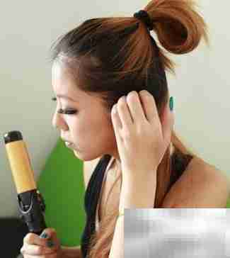 中长大波浪卷发造型推荐